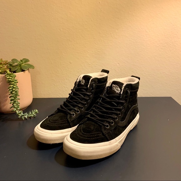 vans pig suede black